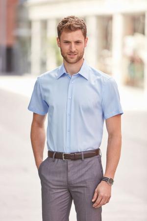 Tailliertes bügelfreies Hemd Kurzarm